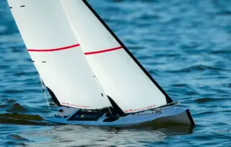 DragonForce-65-V6-RC-sailboat-RC-yacht